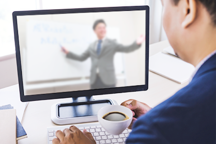 安心の研修制度、WEB学習システム